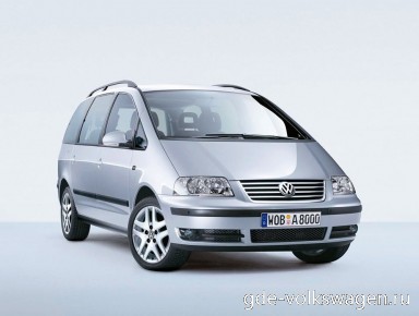 : Volkswagen Sharan спереди