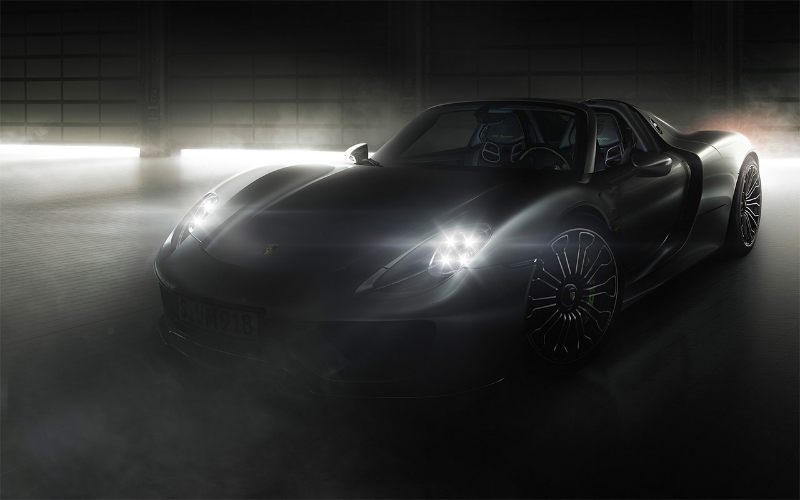 Porsche 918 Spyder: в ночи
