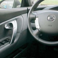 : Nissan Primera руль
