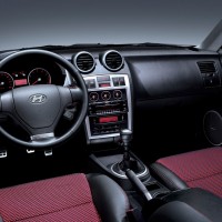 : панель Hyundai Coupe