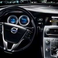 :  Volvo V60 руль