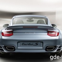: Porsche 911 Turbo S вид сзади