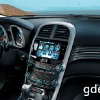 : Chevrolet Malibu передняя панель