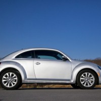 : Volkswagen Beetle сбоку