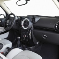 MINI Cooper S ALL4 paceman: салон спереди
