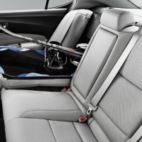 Acura TLX: задний диван с открытым люком для длинномеров