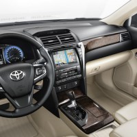 Toyota Camry: салон спереди